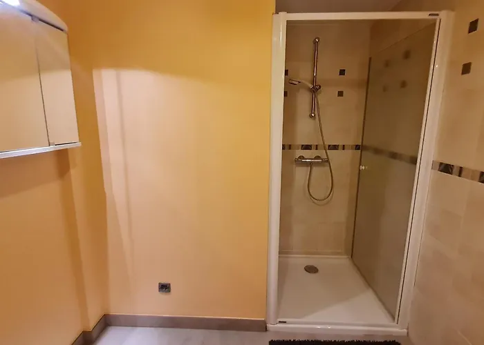 Mauvages, 4 Pièces, 6 Personnes - Fr-1-585-86 *